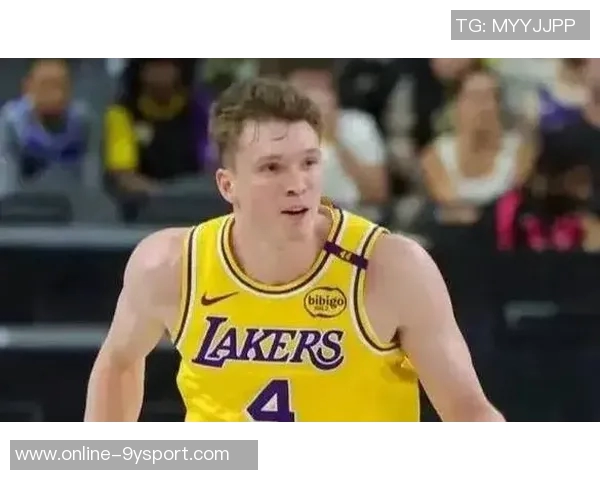 克莱状态低迷表现不佳8投仅2中贡献5分正负值惨淡12