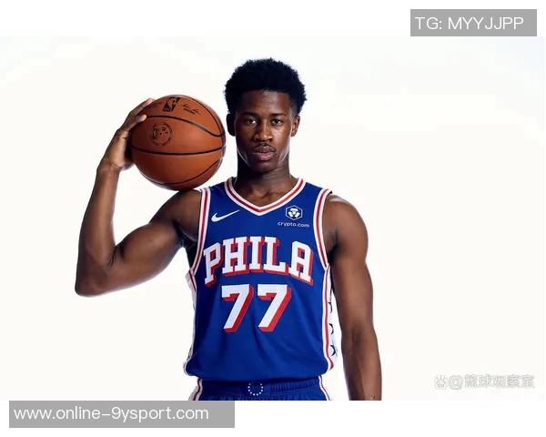 探花埃奇库姆首秀狂砍14分创新秀首节得分历史新高