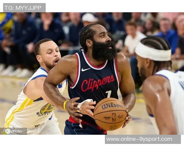 本赛季三分球排行榜揭晓马克西领跑库里紧随其后米切尔哈登并列第四